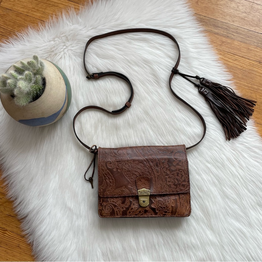 Patricia Nash Lanza organizer tooled leather crossbody bag